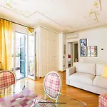 Bilocale Affrescato Con Box Privato & A 150m * 洛阿诺